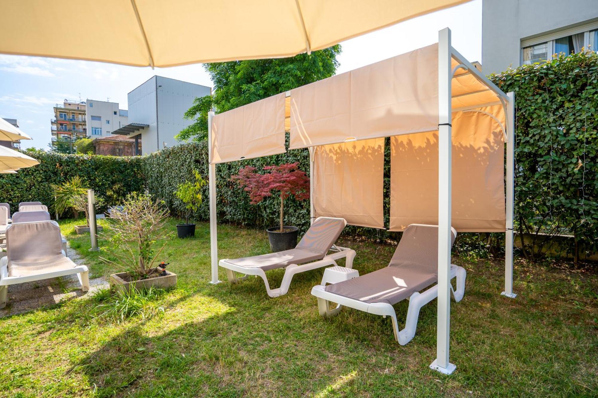 Lotus Hotel All Inclusive & Spiaggia Rimini Exterior photo