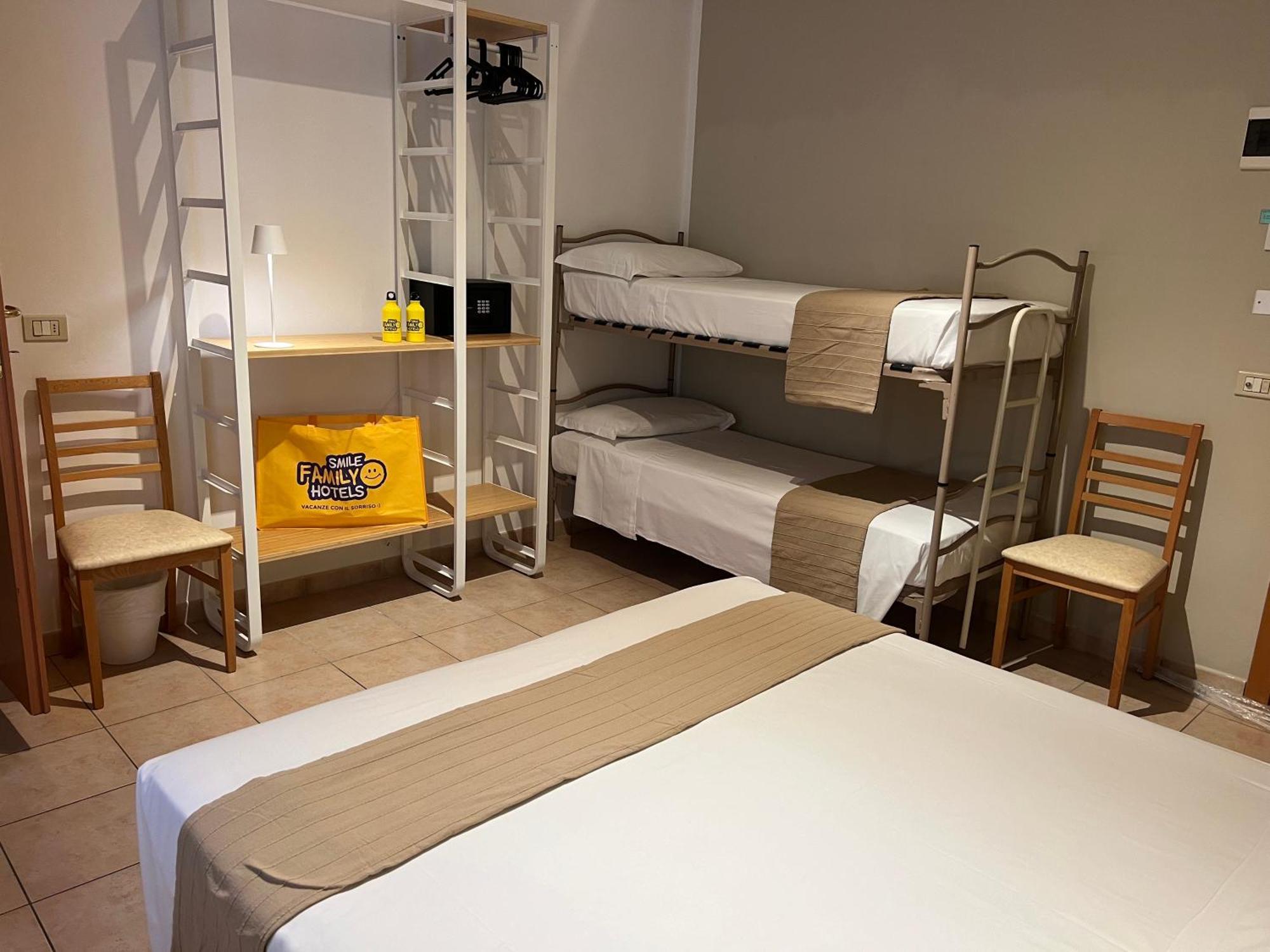 Lotus Hotel All Inclusive & Spiaggia Rimini Exterior photo