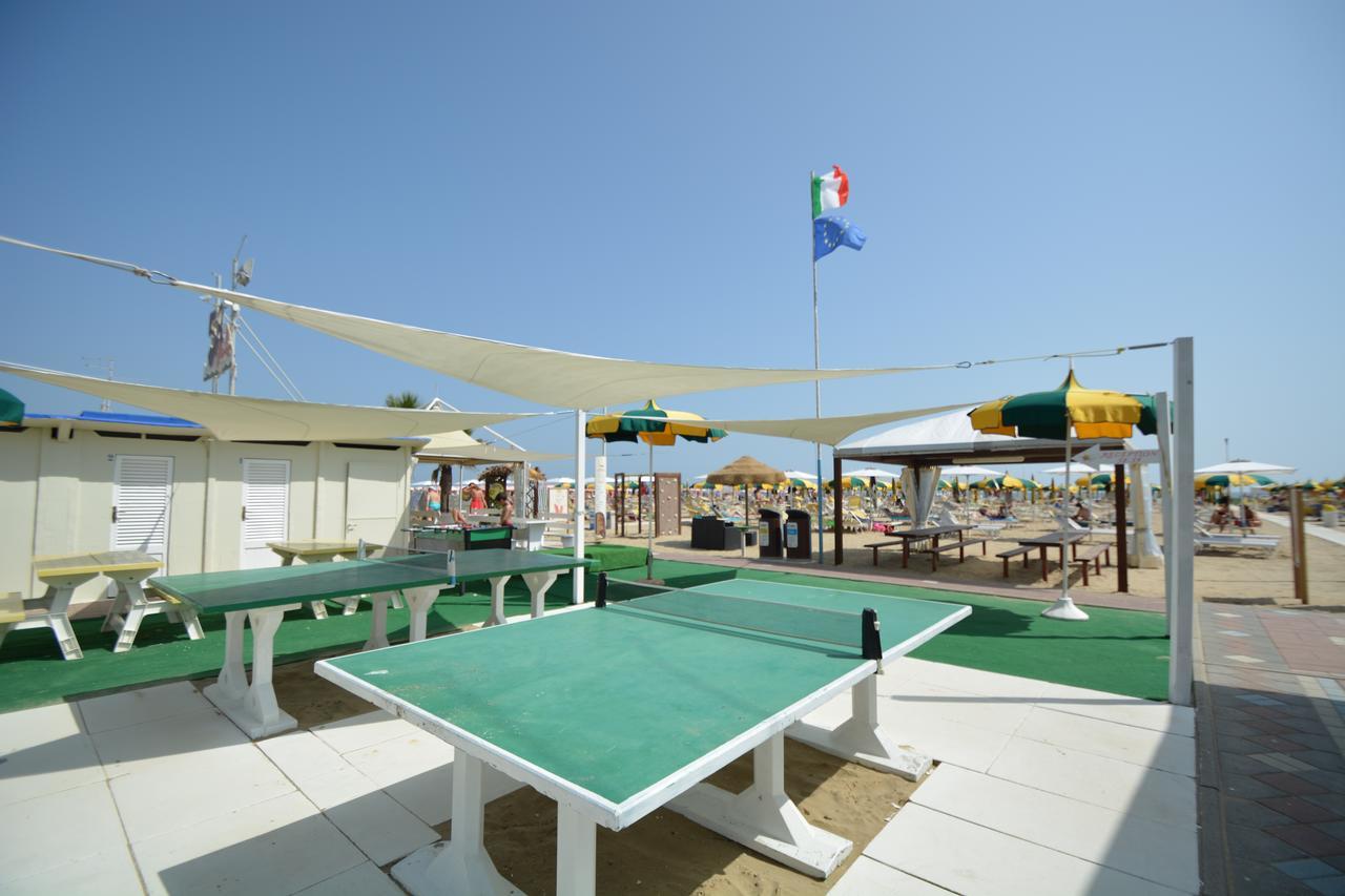Lotus Hotel All Inclusive & Spiaggia Rimini Exterior photo
